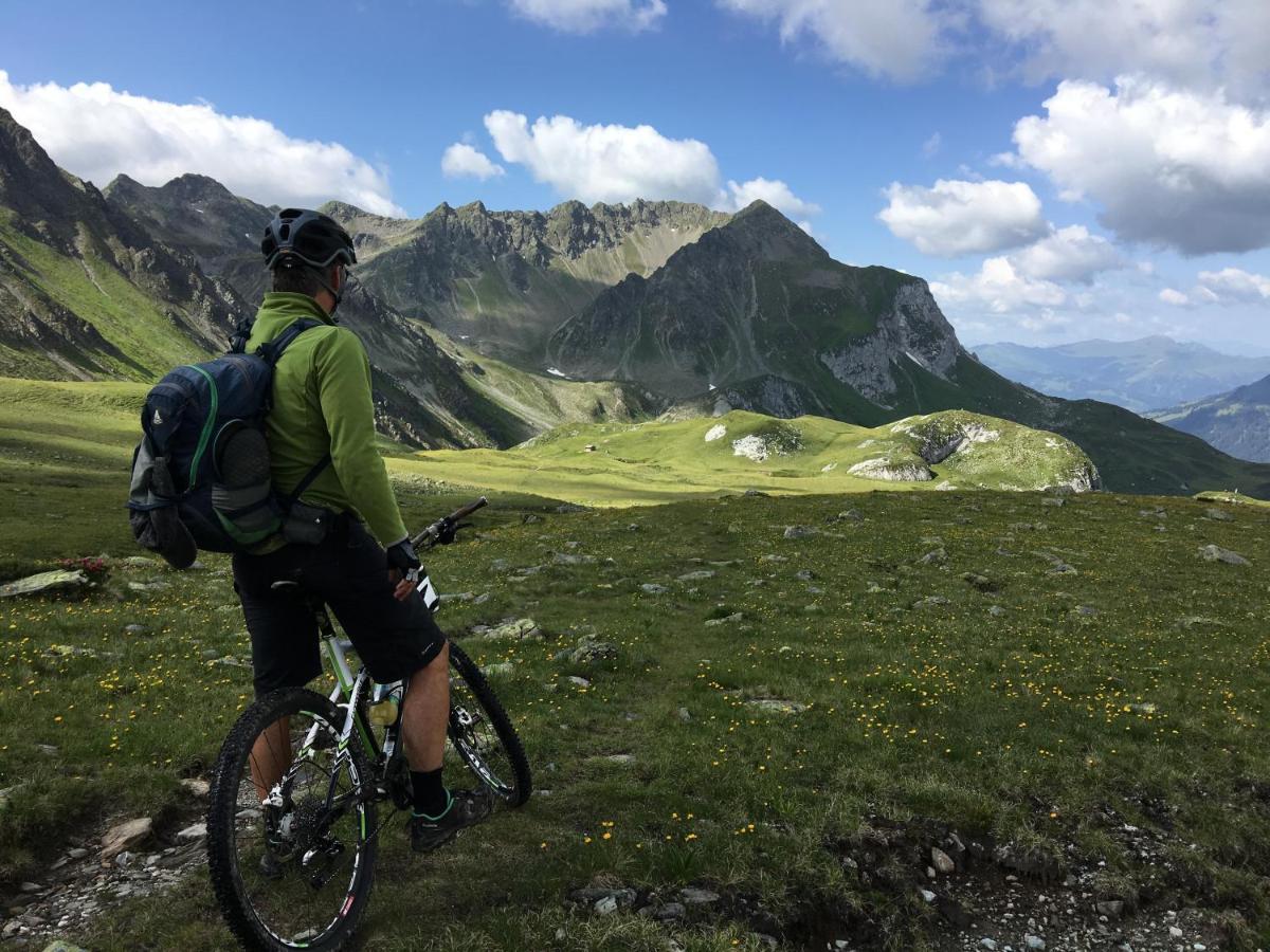 Le Balcon Des Aravis Apartment แซ็งต์-แฌร์เวส์-เลส์-แบ็งส์ ภายนอก รูปภาพ